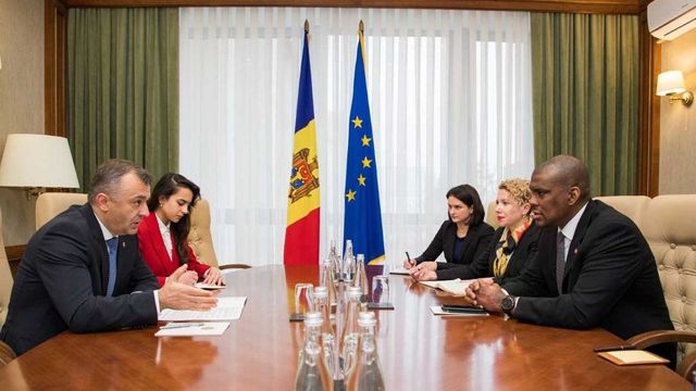 Premierul Ion Chicu a avut o întrevedere cu Ambasadorul Federației Ruse la Chișinău, Oleg Vasnețov