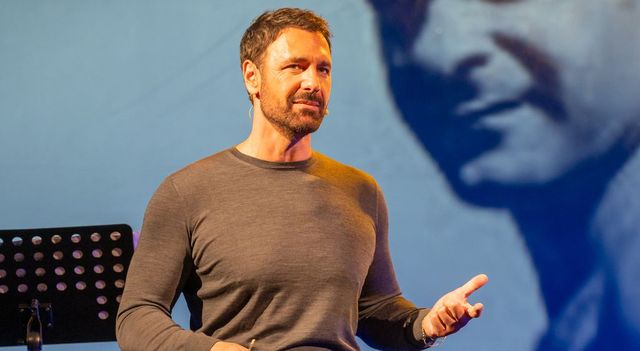 Raoul Bova rompe il silenzio: “Non ho ceduto alle minacce di estorsione”