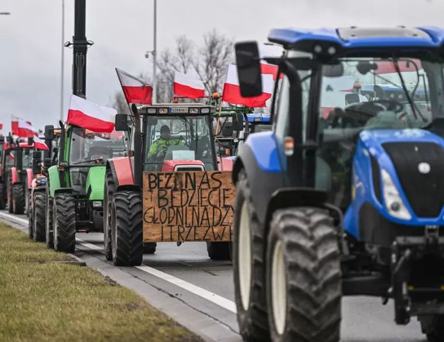 Брюксел отново е под обсадата на тракторите на недоволни земеделци