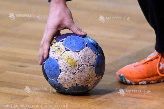 Handbal masculin: Dinamo și Steaua, victorii în Liga Națională