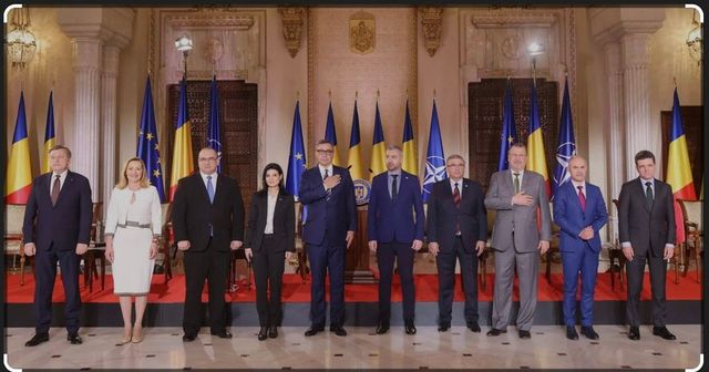 Ultimul sondaj înainte de alegerile de duminică. Cine intră în turul 2