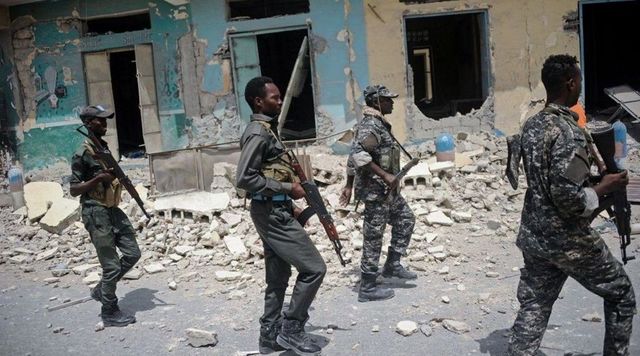 Somalia, attacco suicida con autobomba a Mogadiscio
