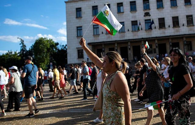 Mii de bulgari au ieșit din nou în stradă împotriva guvernului