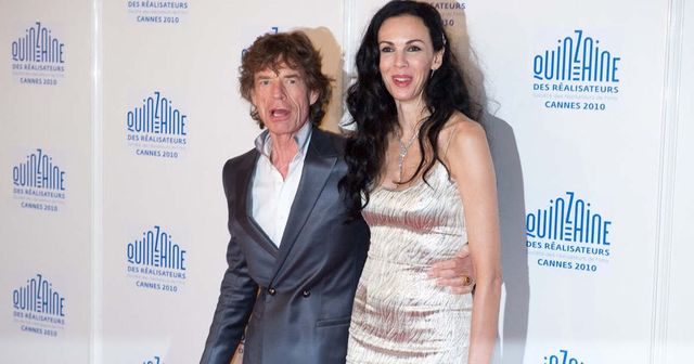 Elárverezik L'Wren Scott tervező Mick Jaggernek készített kabátjait