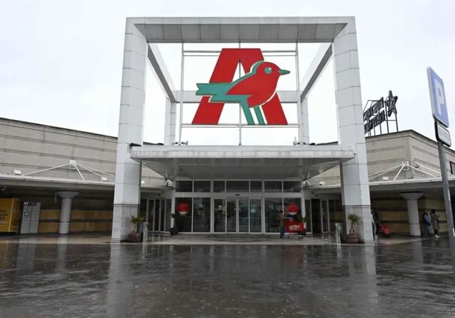 Acuerdo en el ERE de Alcampo: 565 despidos con indemnizaciones de 35 días por año
