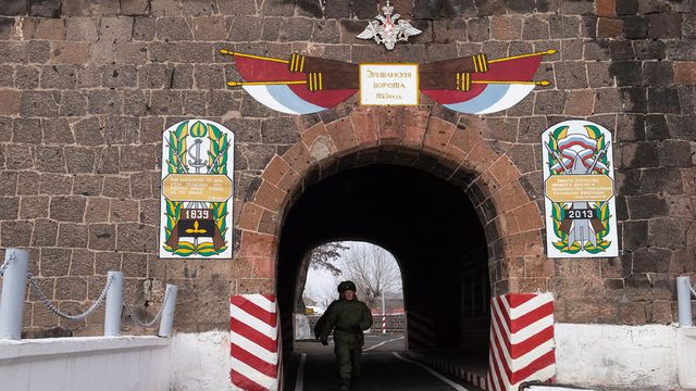 Тело военнослужащего российской базы нашли в Гюмри