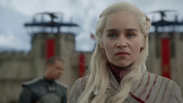 Emilia Clarke regretă tinerețea pierdută cu filmările la ″Game of Thrones″