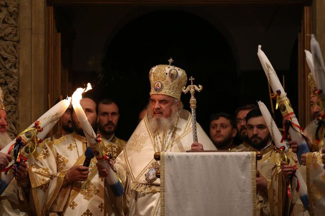 Patriarhul Daniel: Paștele este sărbătoarea iertării