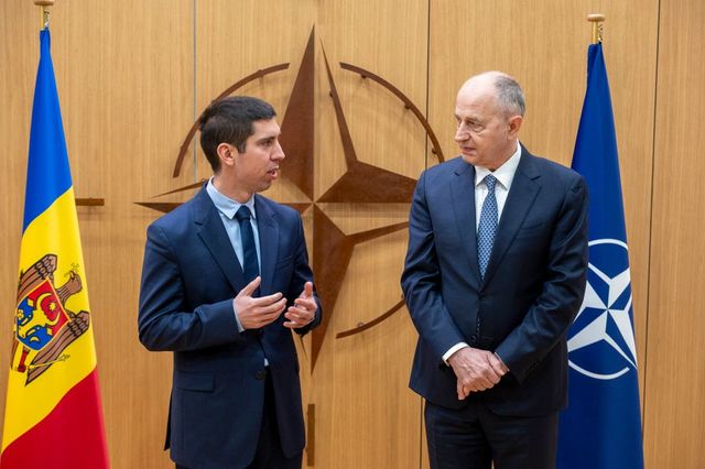 Ministrul Afacerilor Externe, Mihai Popsoi, intalnire cu secretarul general adjunct al NATO, Mircea Geoana