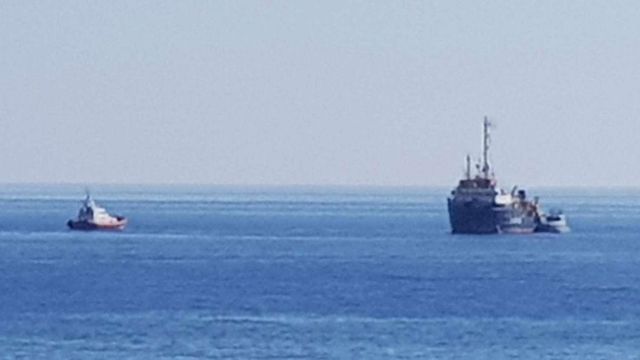 Sea Watch, leghisti sul molo a Lampedusa: porti sempre chiusi