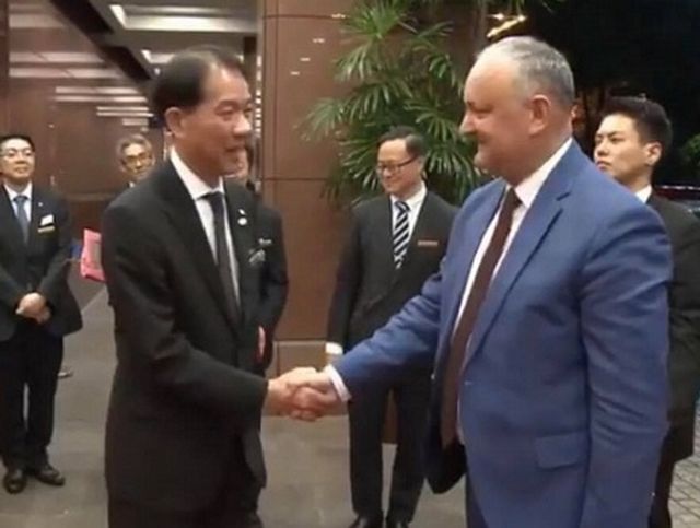 Игорь Додон находится с визитом в Японии - глава государства примет участие в церемонии интронизации императора Нарухито