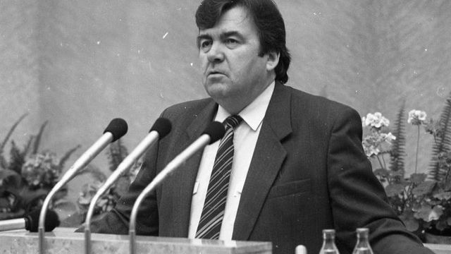 Ex-președintele Mircea Snegur își sărbătorește ziua de naștere