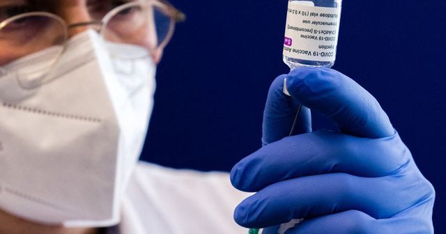 Meghalt egy ápolónő, Ausztriában felfüggesztették az oltást az AstraZeneca vakcinájával