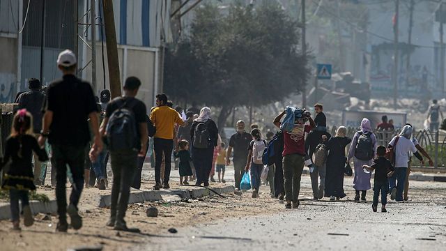 Izrael nyitott a humanitárius szünetre a harcokban