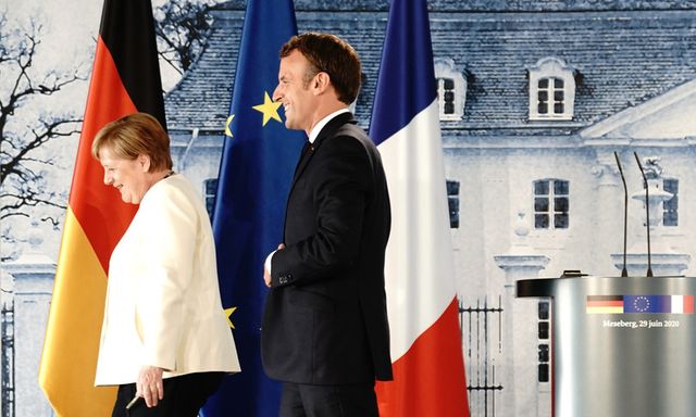 Merkel e Macron in pressing per il Recovery Fund