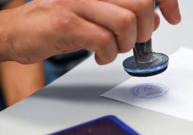 Cuenta atrás para darle un uso público al mamotreto de Santa Brígida