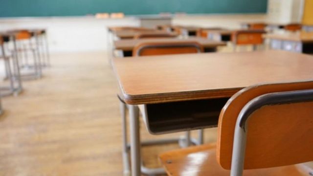 Un liceu din Buzău a fost evacuat după ce o țeavă de gaze s-a fisurat în timpul unor lucrări