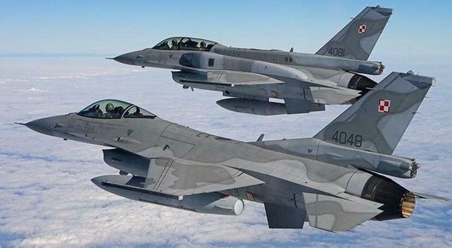 Due aerei russi violano lo spazio aereo lituano