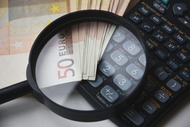 Istat, a settembre prezzi -0,2% sul mese, +1,6% sull'anno