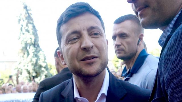 ЦИК Украины назвала решение о ее роспуске, предложенное Зеленским, политическим