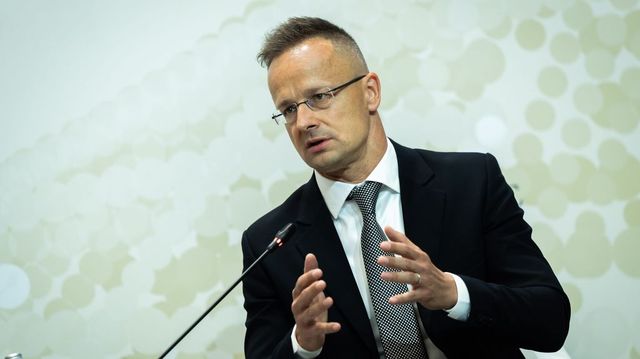 Szijjártó Péter: Ukrajnában embervadászat zajlik, és ezt az európai politikusok végignézik