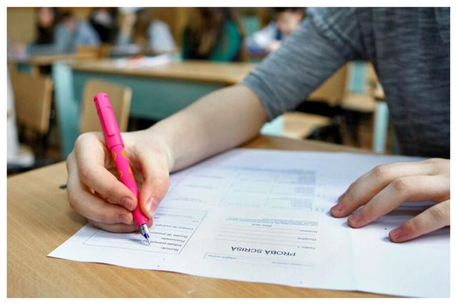 Schimbări importante la Bacalaureat. Proba la Matematică va fi susținută de toți elevii, inclusiv de cei de la Uman