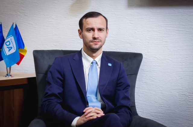 Plîngău despre numirile făcute în Guvern: Prieteni de pahar