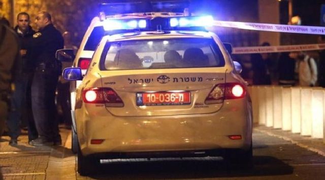 Israele, arabo sperona auto della polizia: ucciso dagli agenti