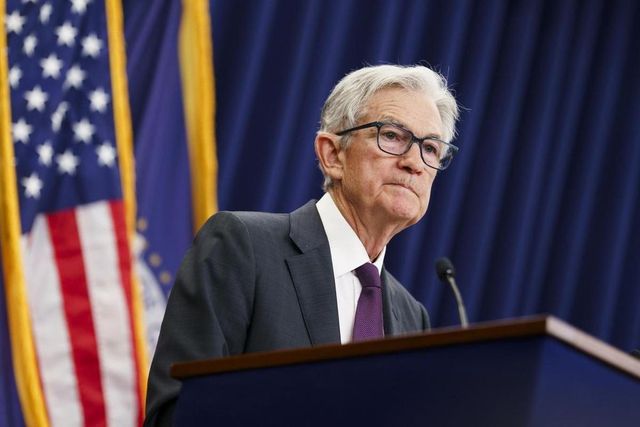 ++ Powell apre a un taglio dei tassi di interesse ++