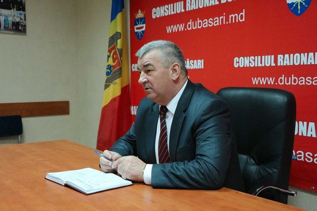 Cumătrul lui Dodon, acuzat de mituirea alegătorilor, restabilit în funcția de președinte al raionului Dubăsari