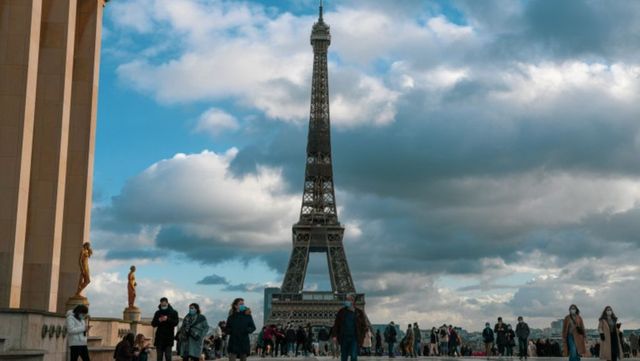 Franța impune noi reguli de intrarea în țară începând de duminică