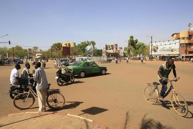 Burkina Faso, attacco a una chiesa durante la messa: sei morti, ucciso anche il prete