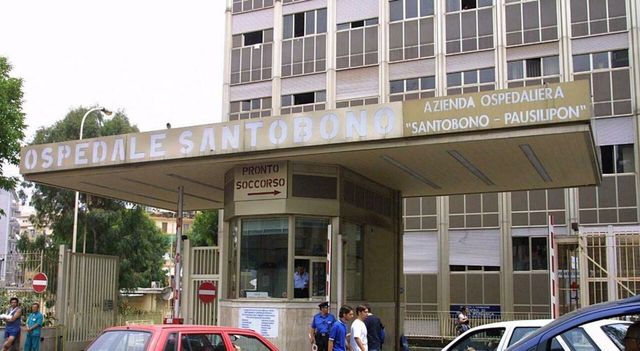 Bimbo di 9 mesi ricoverato con fratture gravi, si indaga sul contesto familiare