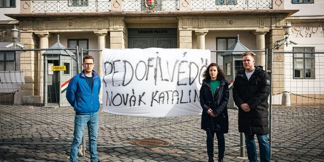 Tüntetést szervez a Momentum Novák Katalin ellen, miután kegyelmet adott a gyerekeket molesztáló igazgató bűntársának