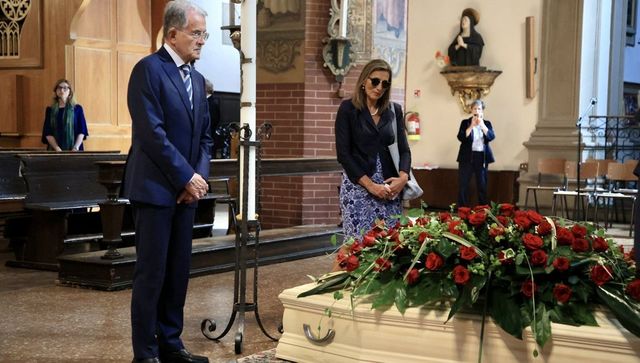 Il giorno dell'addio a Flavia Franzoni, moglie di Romano Prodi