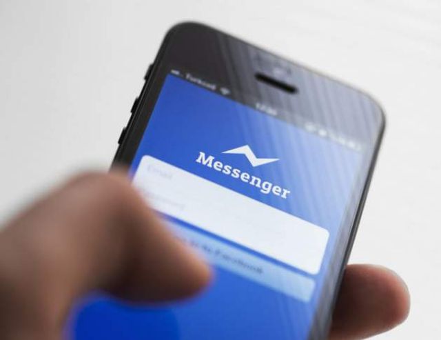 Facebook е записвал разговори на потребителите си