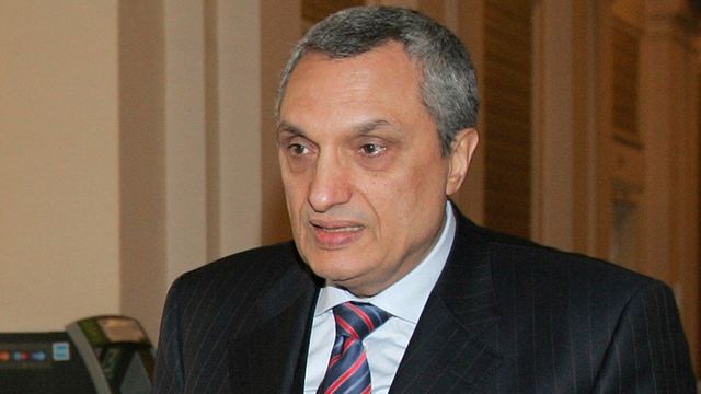 Костов иска да прекъснем руските проекти на наша територия