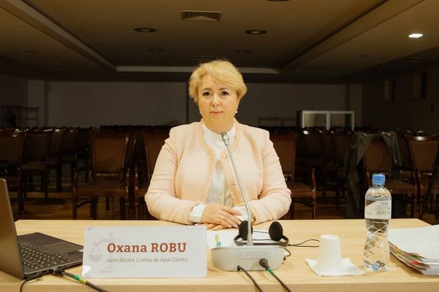 CSM a acceptat raportul Comisiei vetting, constatând nepromovarea evaluării externe a judecătorilor Oxana Robu și Dorin Dulghieru