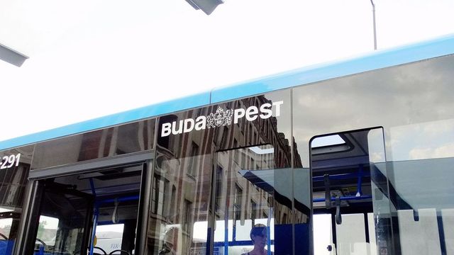 Váratlan fordulat a Budapest-bérletek és az agglomerációs közlekedés ügyében