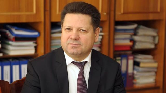 Депутат социалист покинул фракцию и объявил о переходе к Pro Moldova