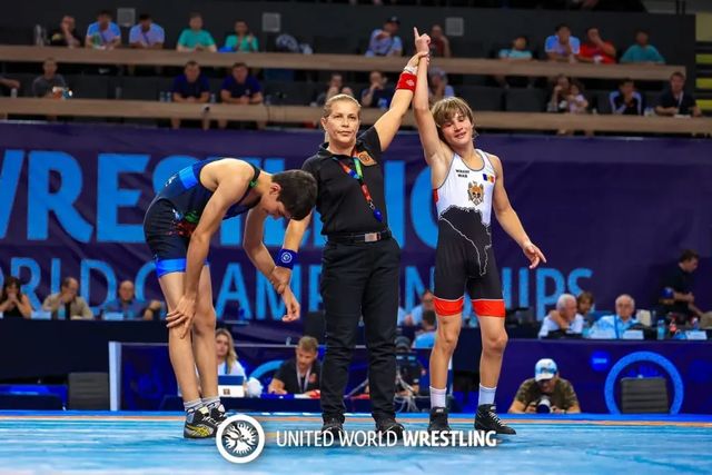 Tarelunga aduce medalia de bronz de la Campionatul Mondial de lupte rezervat sportivilor sub 17 ani
