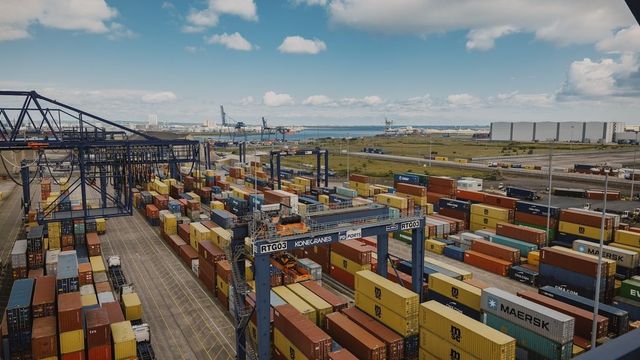 Amancio Ortega compra el 49% del grupo portuario británico PD Ports