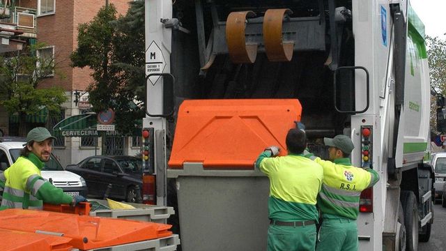 Hallado el cadáver de un hombre en un contenedor de basura de Castellón