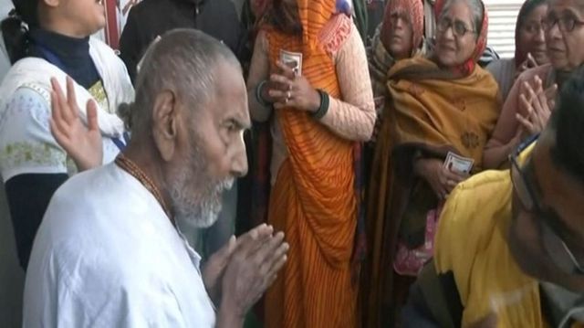 Padma Shri awardee Baba Sivanand dies in Varanasi