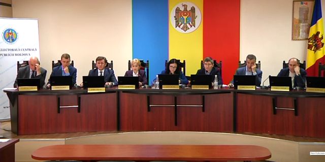 Subiectul alegerilor parlamentare anticipate, pe ordinea de zi a Comisiei Electorale Centrale