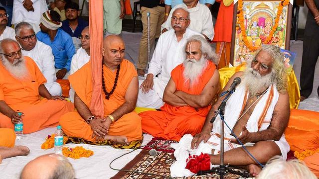 Saints From Across The World to Meet in Ayodhya to Discuss Construction of Ram Temple