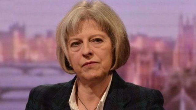 Theresa May va propune oficial excluderea unui Brexit fără acord
