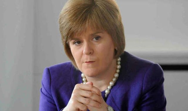 Fosta șefă a guvernului scoțian Nicola Sturgeon, arestată în cadrul unei anchete cu privire la finanțele partidului ei