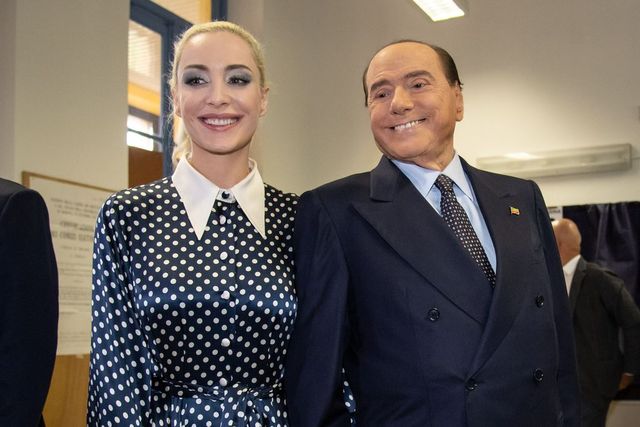 Berlusconi: Fascina, legati per l’eternità