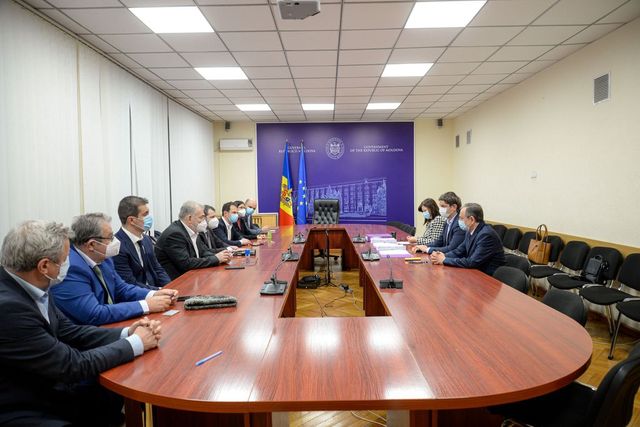 Spînu anunță semnarea contractului pentru modernizarea stației electrice Chișinău de 330 kV